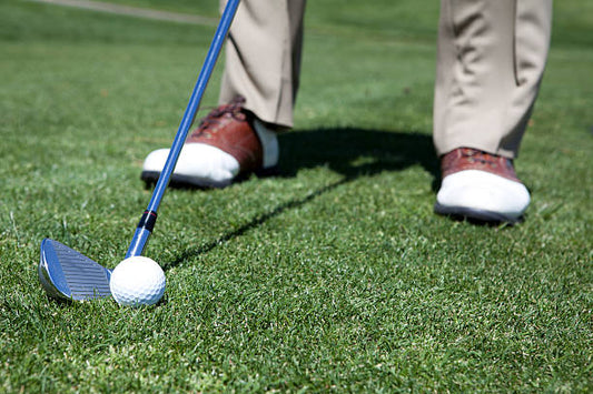 How to Improve Your Golf Chipping? A Complete Beginner’s Guide