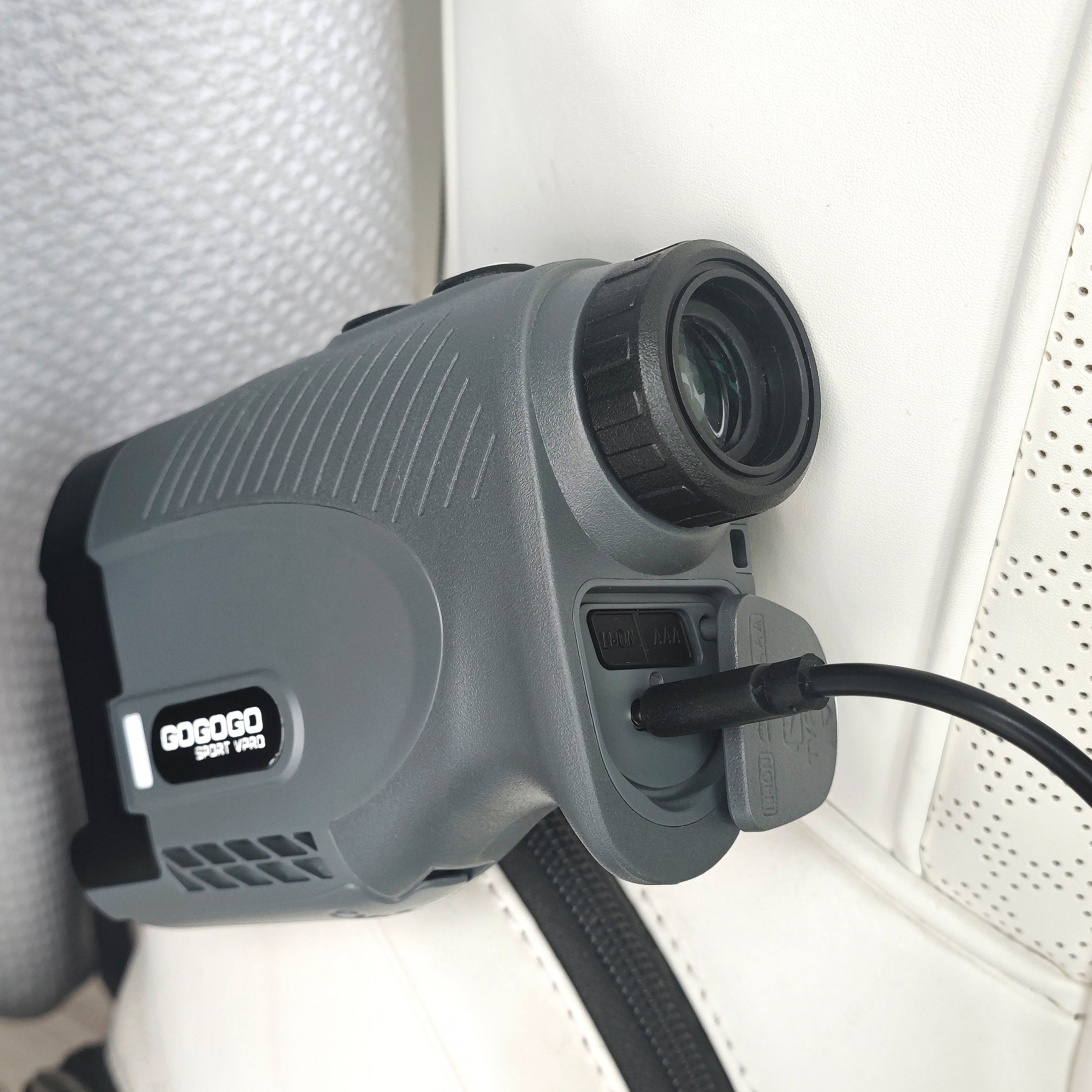 Ultra-Clear Optics with 99% Transmission Lens OLED Display